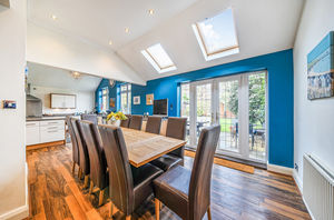 Kitchen diner angle 7- click for photo gallery